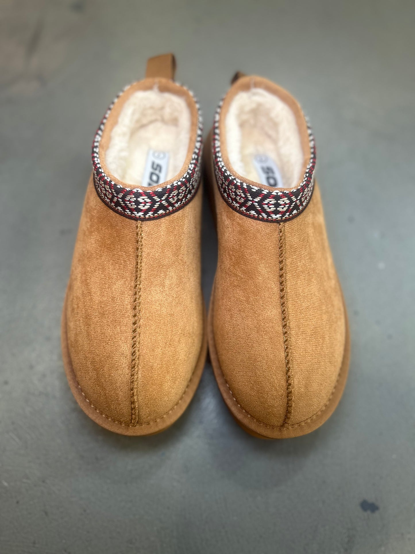 Cassie Uggs