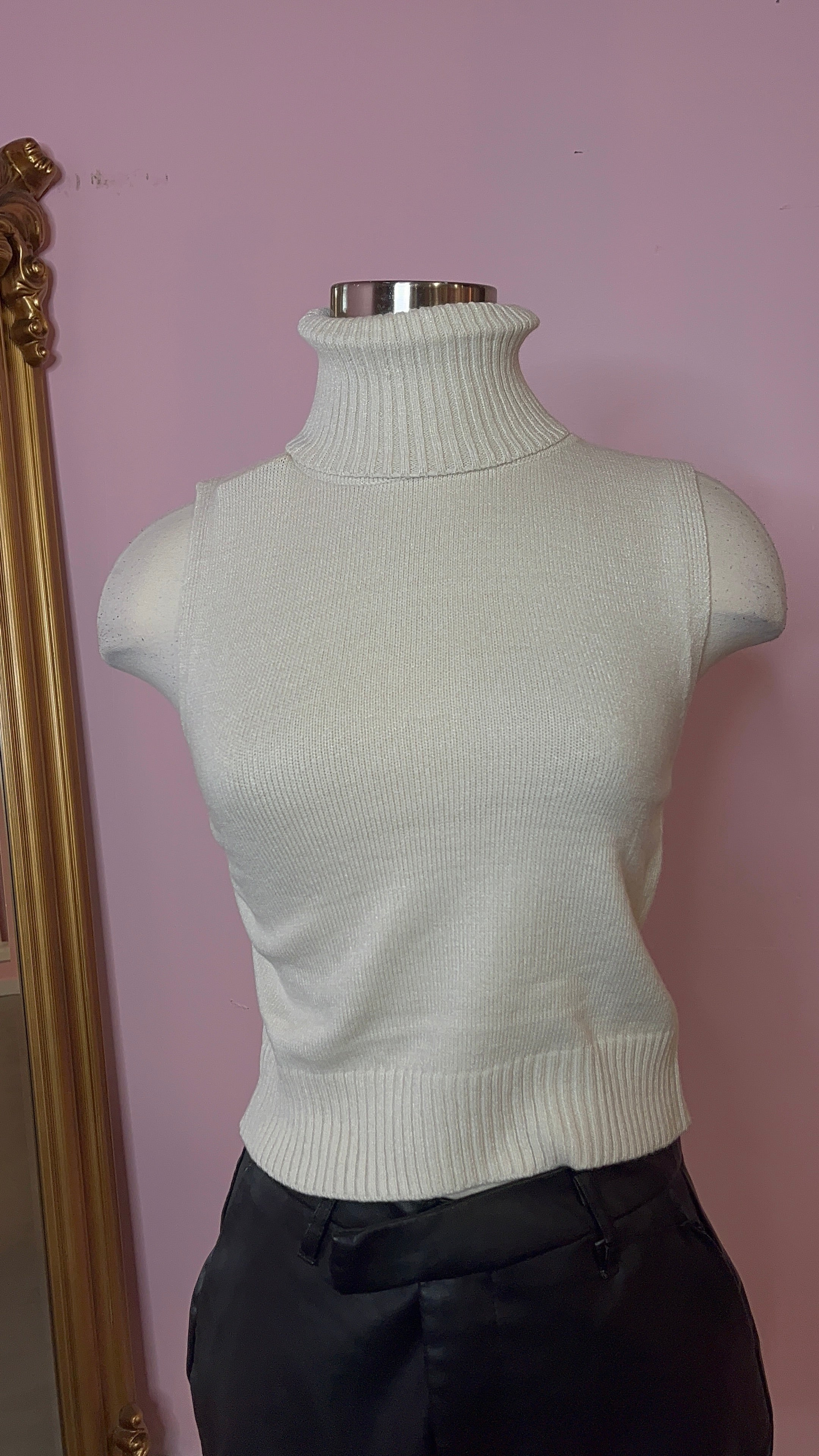 Roux sweater top