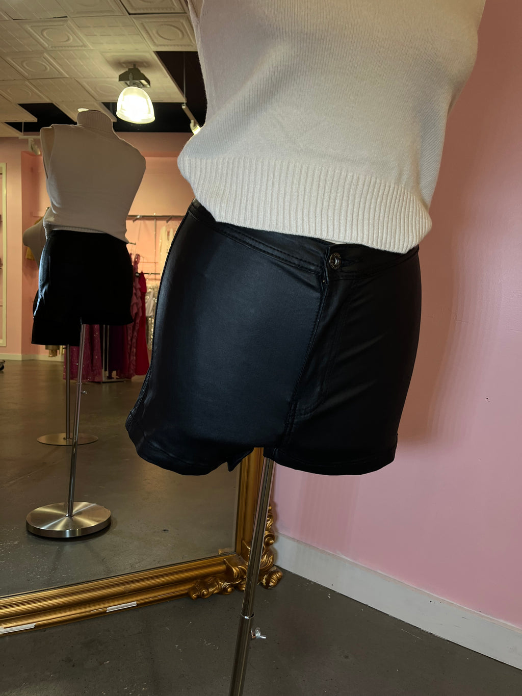 Victoria Leather Shorts
