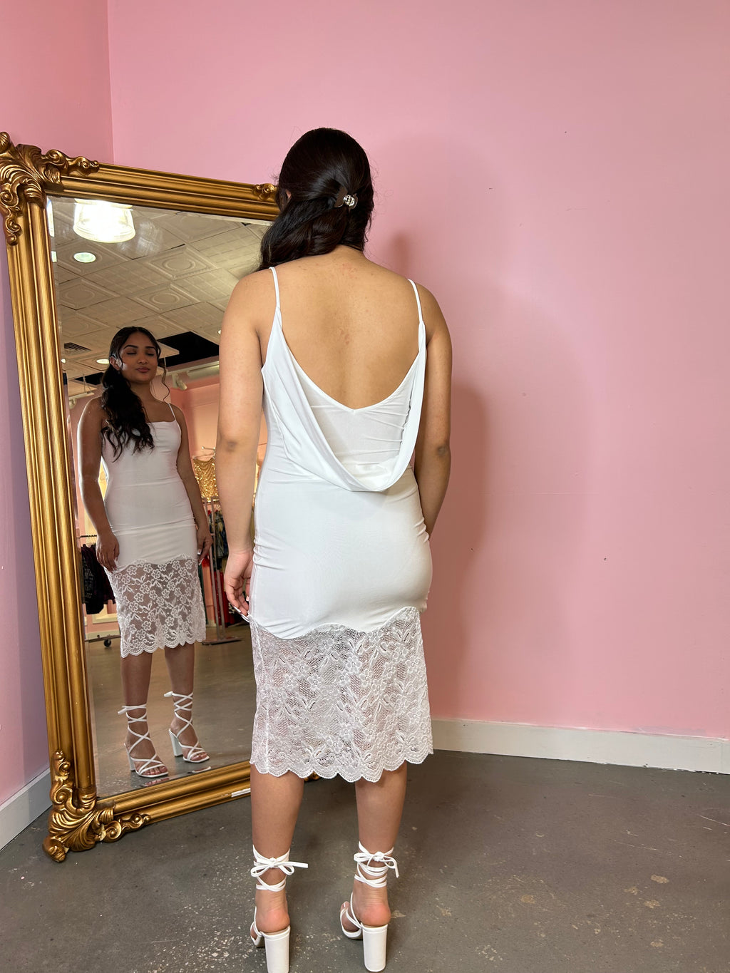 Evelyn lace dress