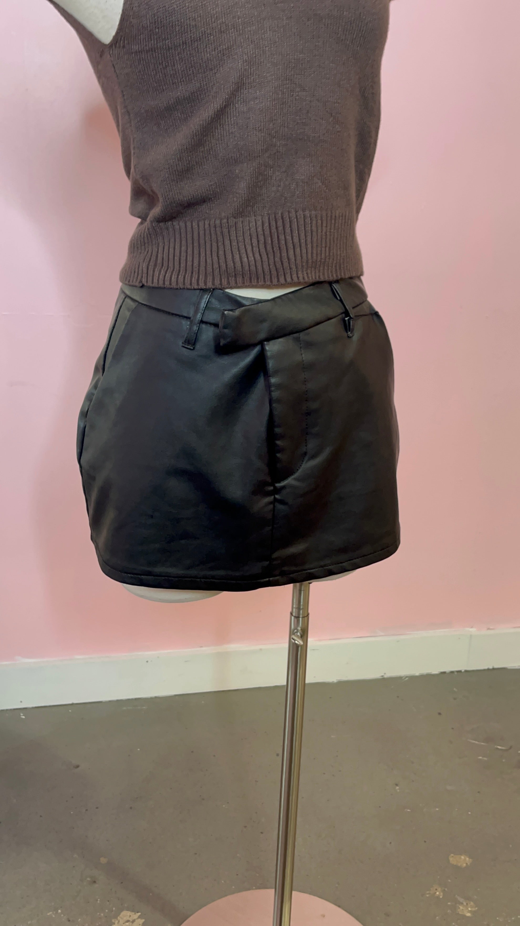 Raven Fall Skort