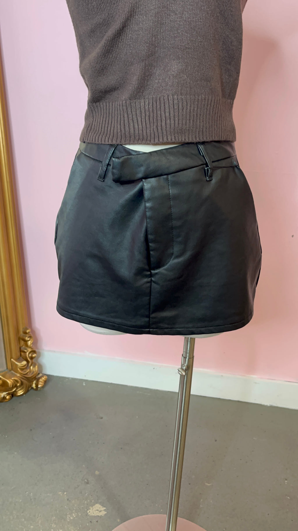 Raven Fall Skort