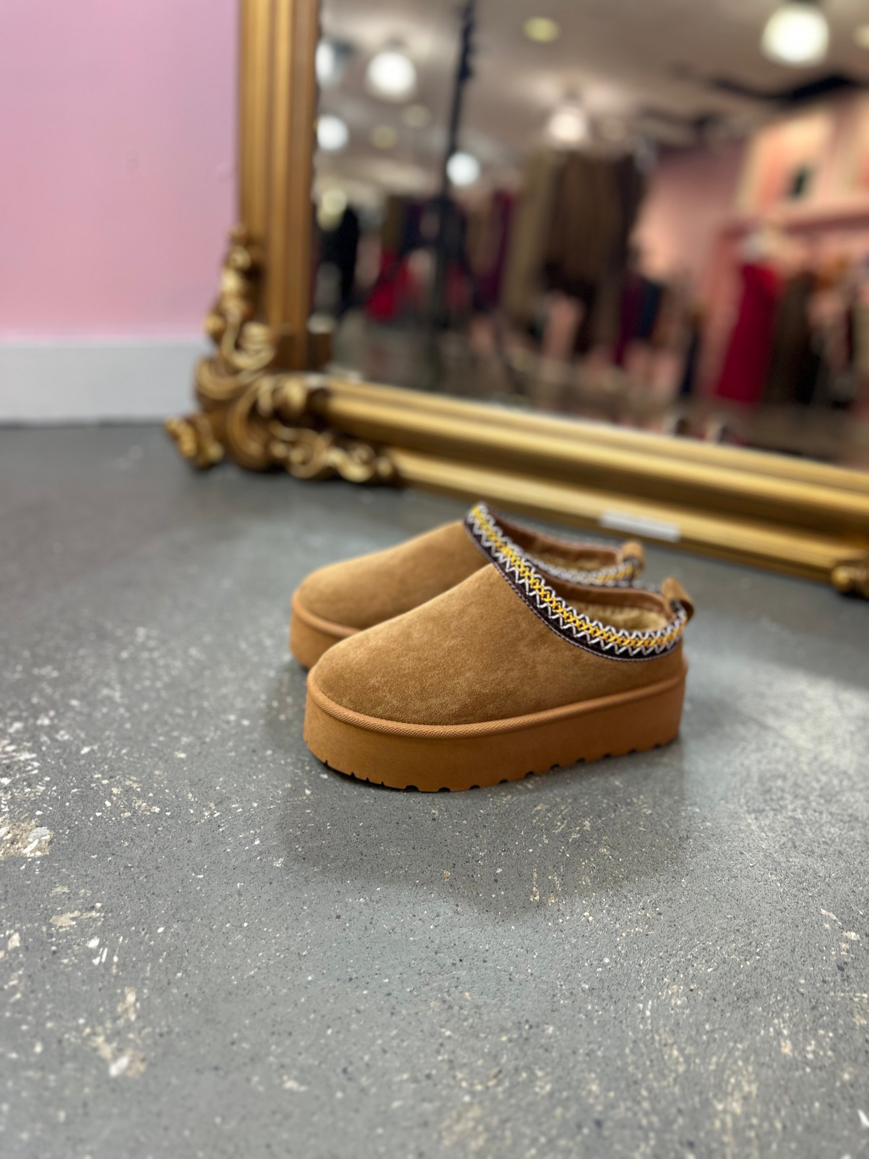 Mellie Uggs