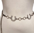 Horseshoe belt